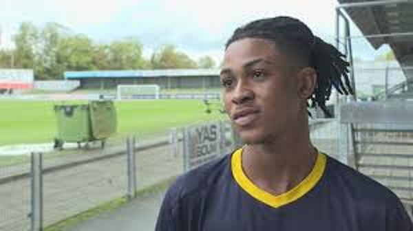 Ex-Manchester City player Aminu joins Bechem United