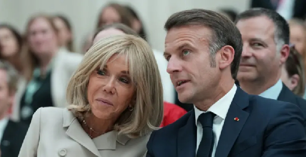 President Macron and wife file defamation suit against US influencer wey claim say dem born di first lady as male