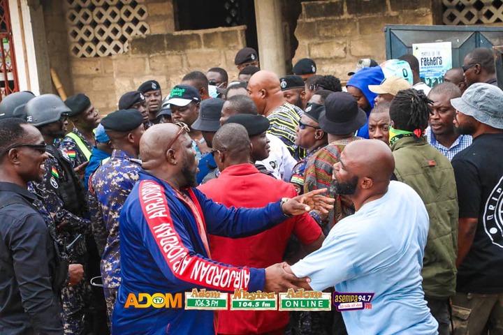 Policeman who slapped journalist formally charged