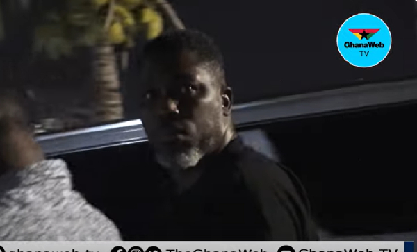A-Plus, Serwaa Amihere join mourners at Daddy Lumba’s residence following his death