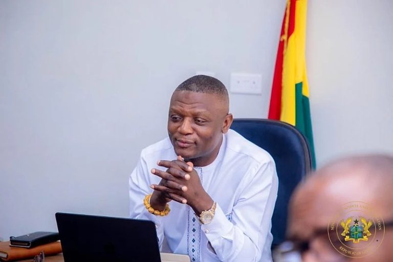 Sports Minister gifts Asante Kotoko cash reward after President’s Cup victory