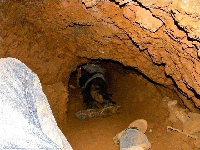 Akyem Wenchi galamsey pit disaster : Search ends, no bodies found