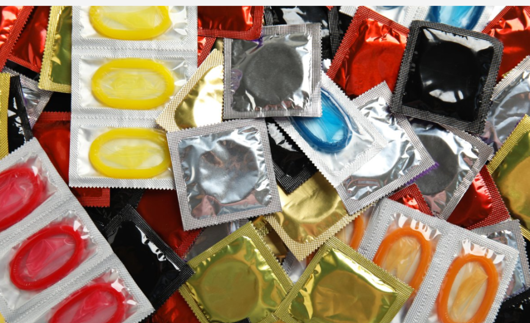 CONDOMS-1.png