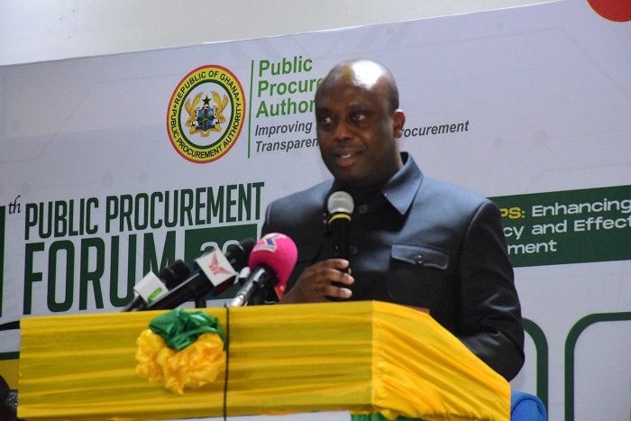 PUBLIC-PROCUREMENT-Mr-Nyarko-Ampem-addressing-participants-in-the-meeting-Photo-Seth-Osabukle.jpg
