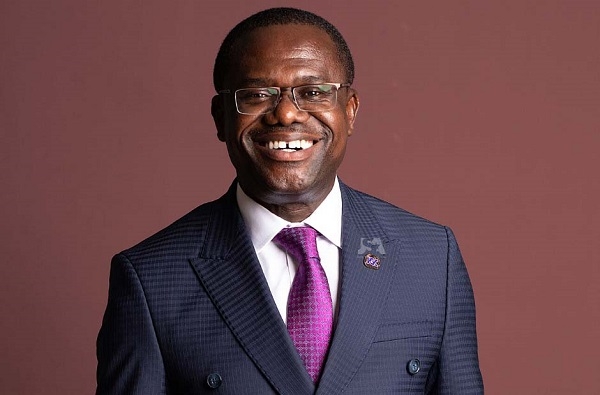 Dr. Joseph Siaw Agyepong: A Visão Que Vemos, o Valor Que Ignoramos