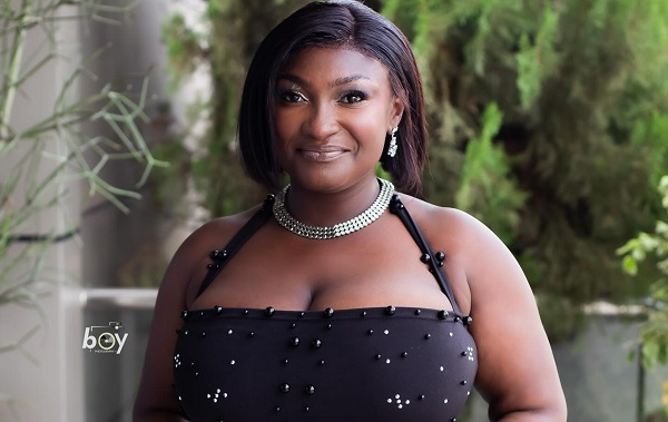 Abena Moet sets boundaries in bold statement