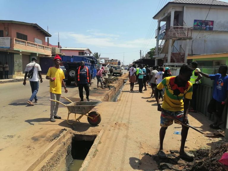 MCE pledges to make Ledzokuku municipality brightest, cleanest in Ghana 