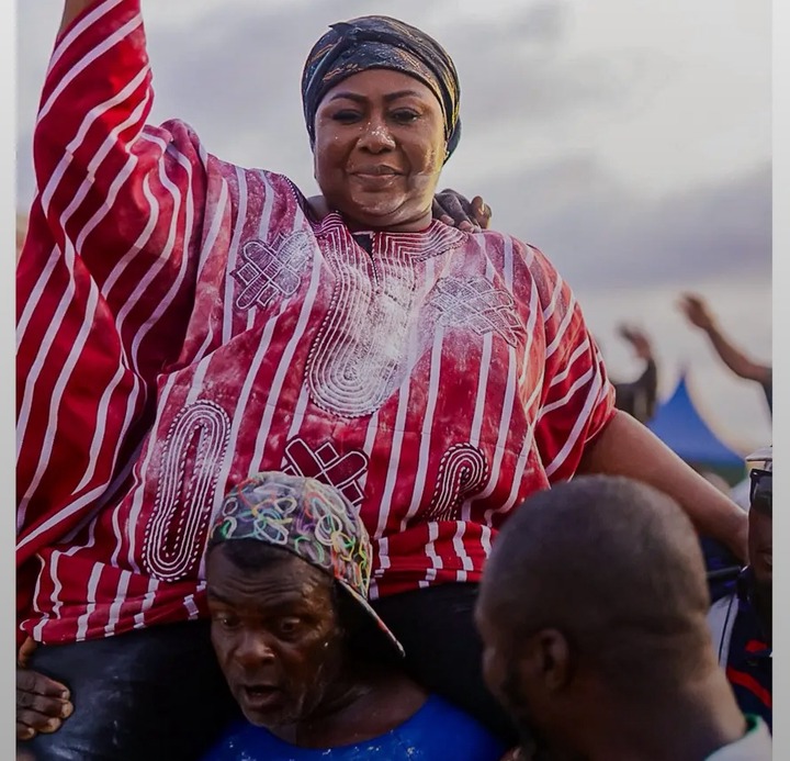 Ghanaian Media Personality Gifty Anti Installed As Queen In Ekumfi Nanaben