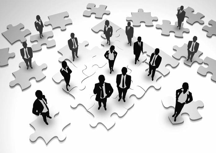 Experts Reveal How to Navigate Workplace Politics and Thrive