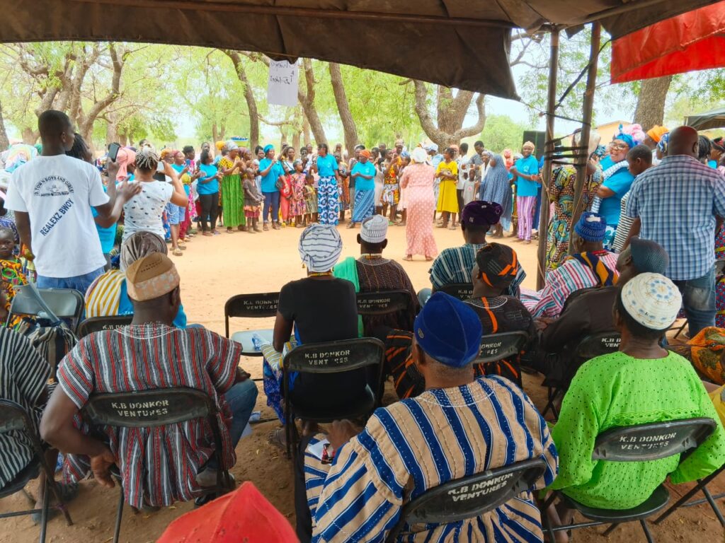 Over 300 aged persons in Duong benefit from free health screening