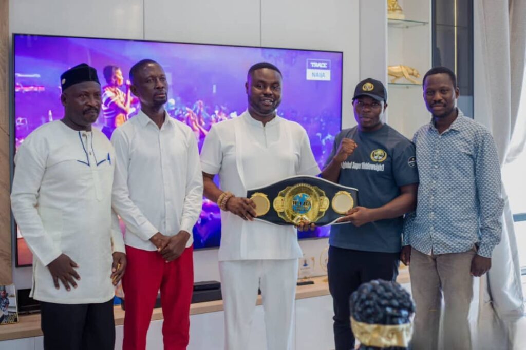 WABA champion visits Council of State Member ahead of title defence