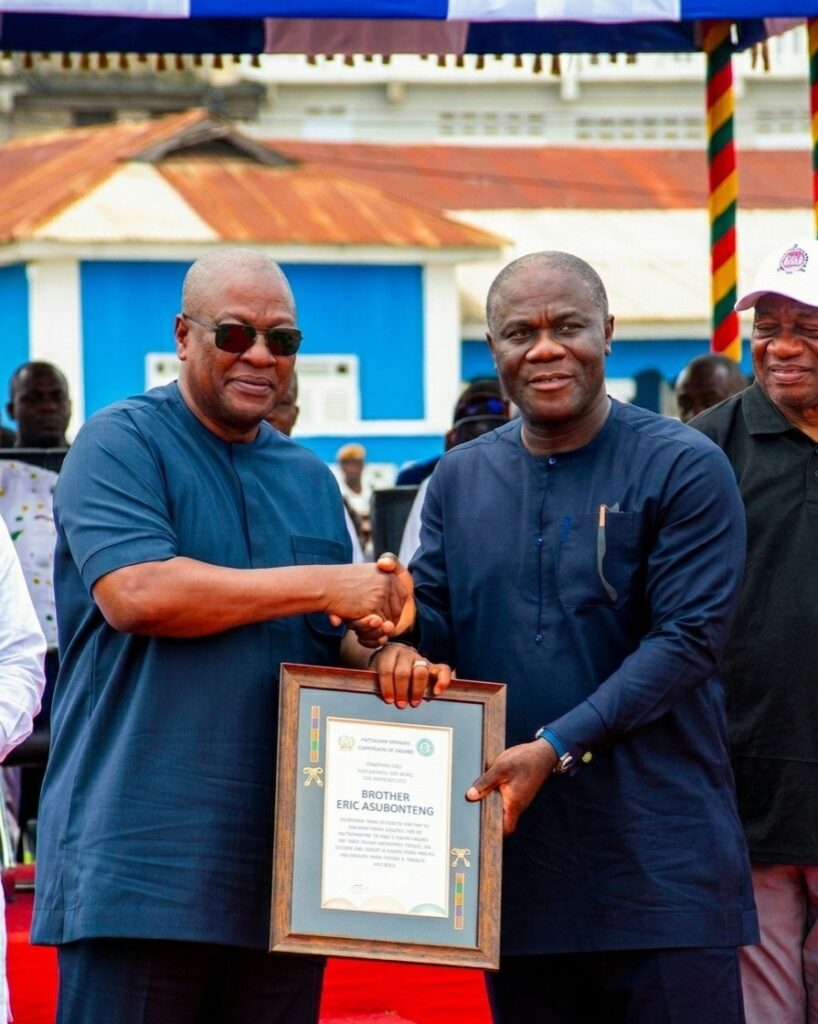 GMWU honours Eric Asubonteng for outstanding service