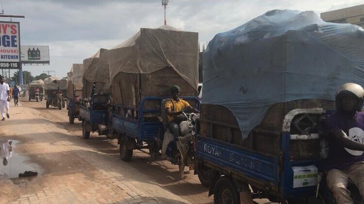 Refuse crisis deepens as over 500 Aboboyaa riders queue for hours