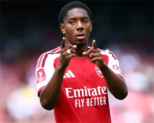 Myles Lewis-Skelly Offered To Man United As Left-Back Solution