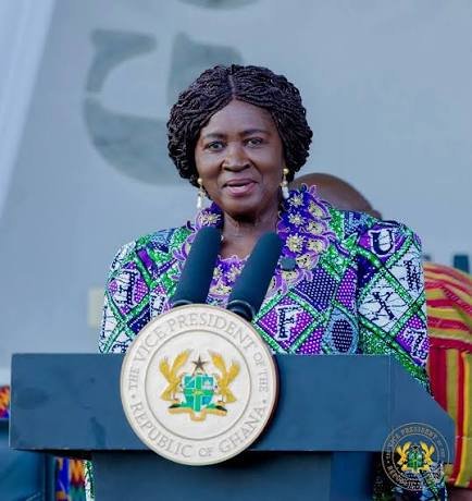 Serve with integrity, hard work – Vice President tells civil servants