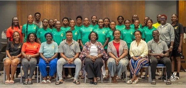 Ghana’s Ambassador to the Czech Republic welcomes Black Princesses