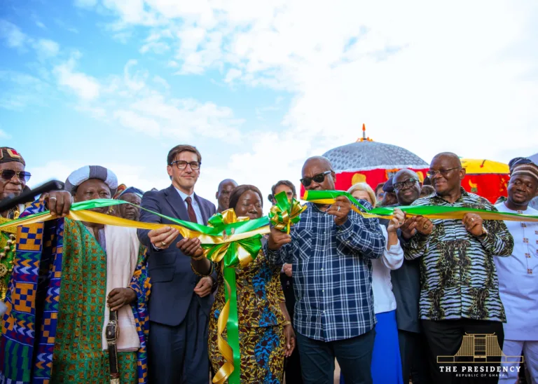 President Mahama inaugurates Northshore Apparel Ghana Limited at Savelugu