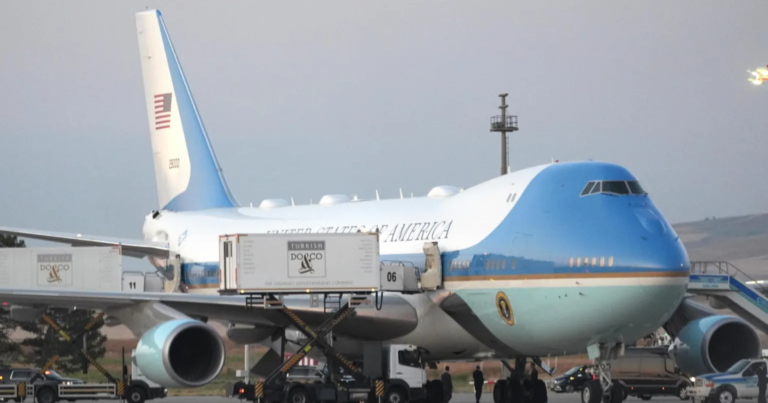 Members of Trump’s cabinet remained on decoy plane, after president’s quiet exit
