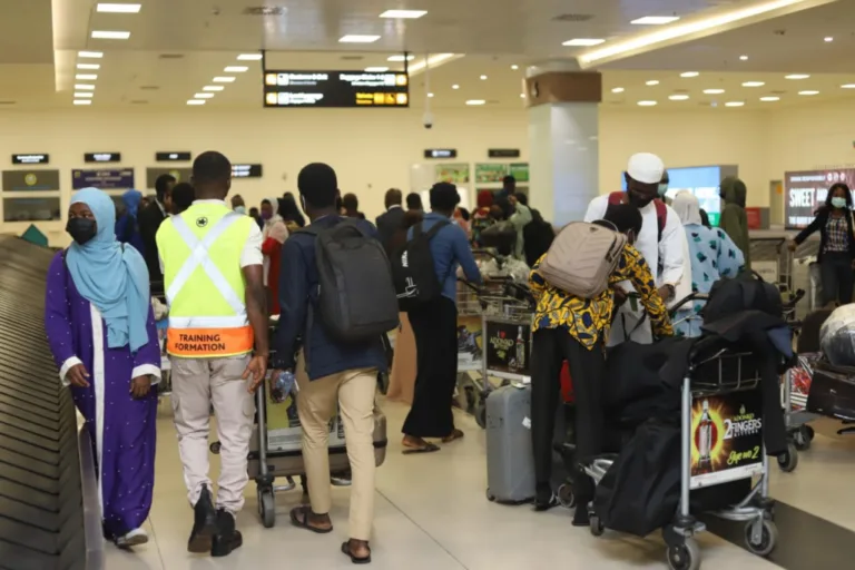 Stranded Ghanaians in South Africa beg gov’t to extend evacuation exercise