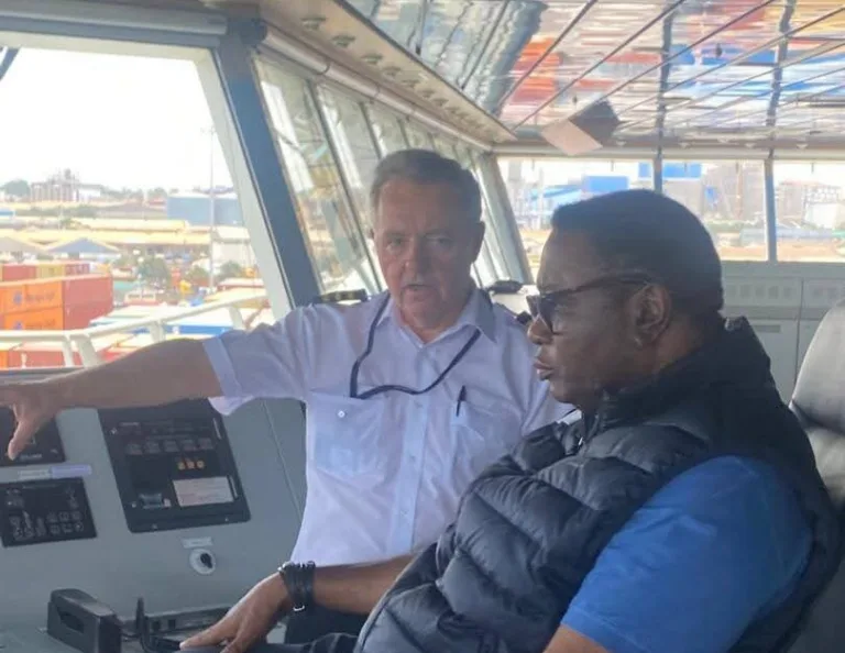 Afriyie-Ankrah hails Mercy Ships’ life-saving mission as Global Mercy arrives in Ghana