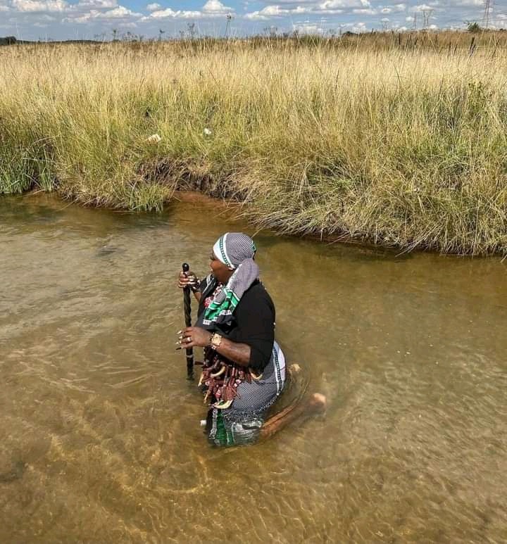 Gogo Maweni was spotted inside the river holding a stick : See what she was  up to - Ghanamma.com